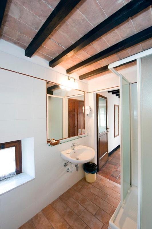 Villa Montaperti - Toscanaonehh Вольтерра Экстерьер фото
